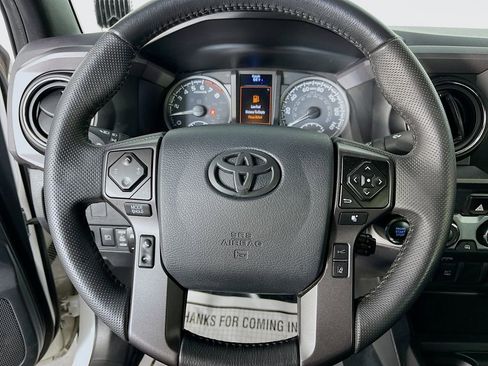 Used 2023 Toyota Tacoma TRD Off-Road AWD/4WD image 14