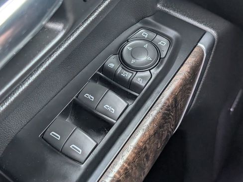 Used 2020 GMC Sierra 2500 Denali w/ Denali Ultimate Package AWD/4WD image 11