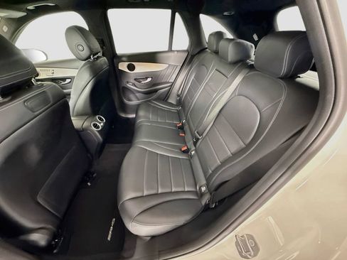 Used 2019 Mercedes-Benz GLC 300 image 21