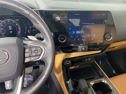 Certified 2026 Lexus NX 350 AWD w/ Accessory Package (2T) image 17