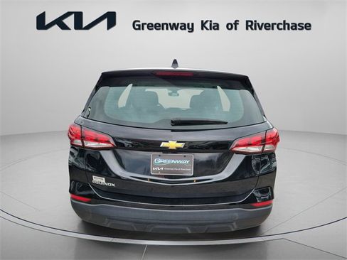 Used 2024 Chevrolet Equinox LS image 5