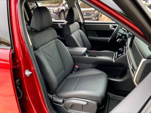 Used 2026 Hyundai Santa Fe SEL image 9