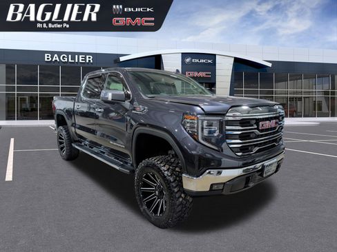 Used 2022 GMC Sierra 1500 SLT AWD/4WD image 1