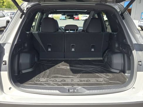 Certified 2025 Subaru Forester Premium AWD/4WD image 20