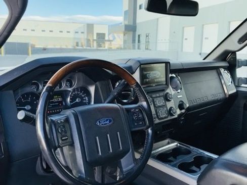 Used 2016 Ford F350 Platinum w/ Platinum Package image 10