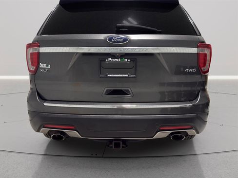 Certified 2018 Ford Explorer XLT w/ Equipment Group 201A AWD/4WD image 5