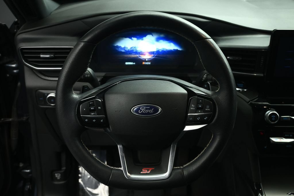 Used 2022 Ford Explorer ST AWD/4WD image 12