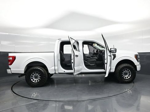 Used 2023 Ford F150 XL w/ STX Appearance Package RWD image 4