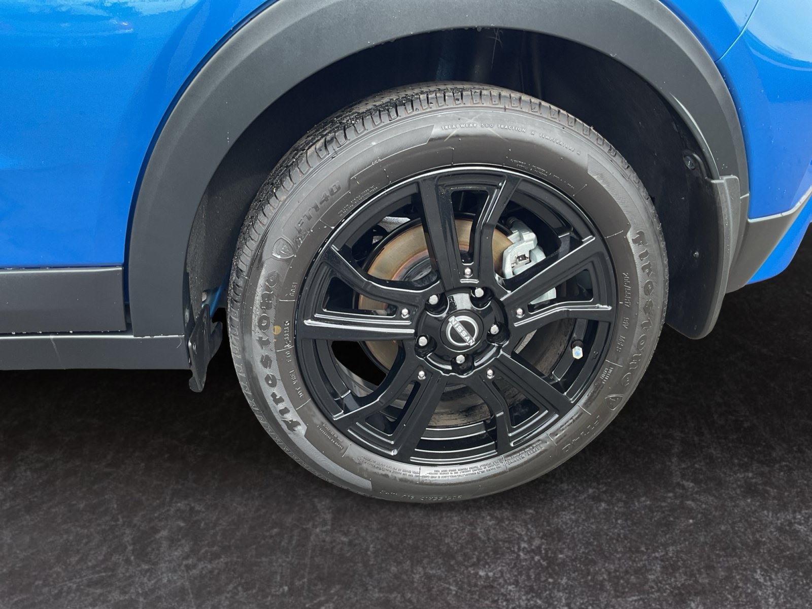 Used 2023 Nissan Kicks SR w/ SR Premium Package FWD image 9