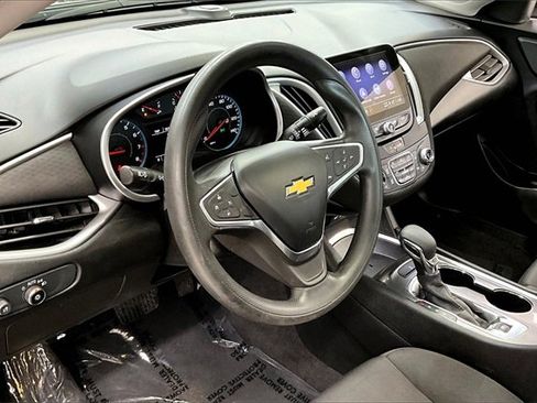 Used 2022 Chevrolet Malibu LT image 16