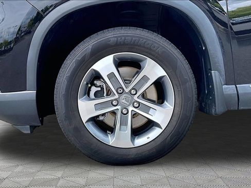 Used 2025 Honda Pilot EX-L image 24