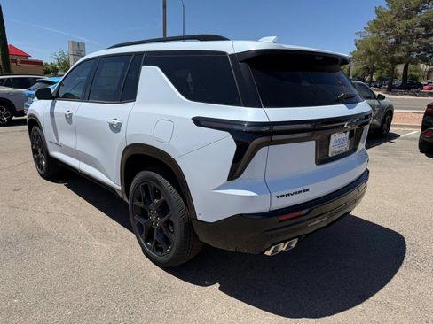 New 2026 Chevrolet Traverse RS FWD image 9