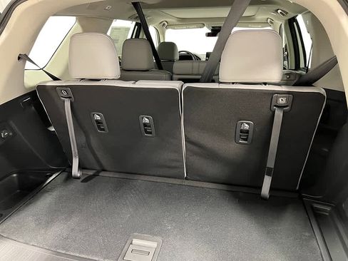 New 2025 Honda Pilot Touring image 34