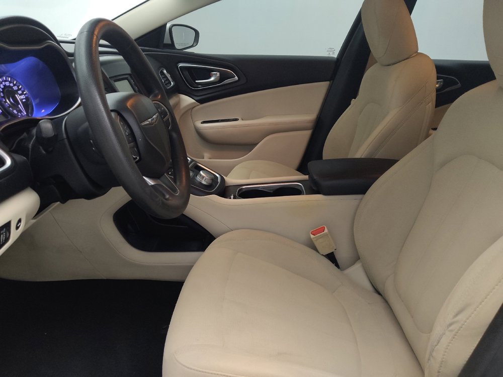 Used 2016 Chrysler 200 Limited FWD image 17