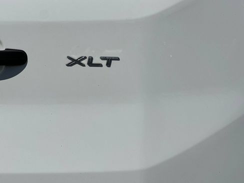 Used 2024 Ford Transit 350 XLT RWD image 31