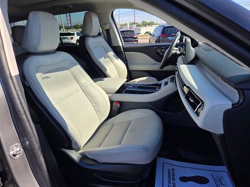 Used 2025 Lincoln Aviator Reserve w/ Illumination Package AWD/4WD image 18