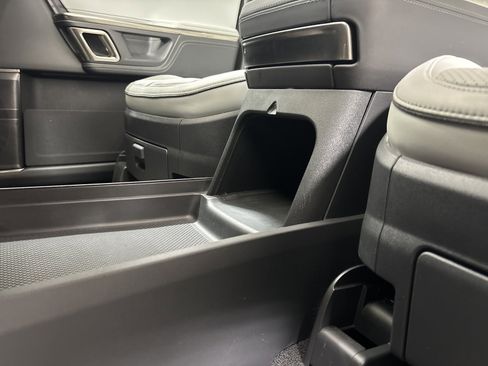 Used 2023 Rivian R1S Adventure image 33