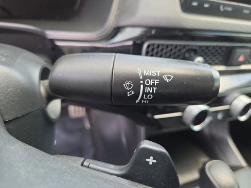 Used 2023 Honda Civic Sport image 8