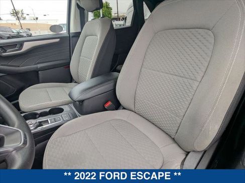 Certified 2022 Ford Escape SE FWD image 19
