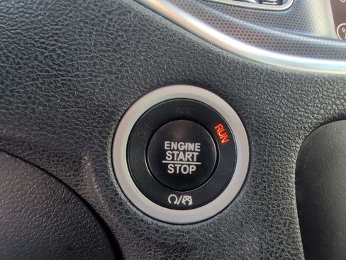 Used 2017 Dodge Charger SXT w/ Driver Confidence Group image 24