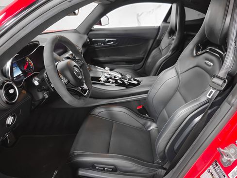 Used 2018 Mercedes-Benz AMG GT C image 11