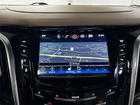 Used 2020 Cadillac Escalade Platinum image 14