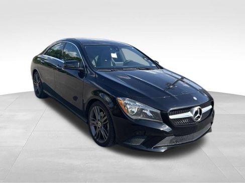 Used 2015 Mercedes-Benz CLA 250 image 3