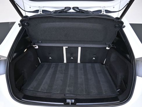 Used 2021 Mercedes-Benz GLA 250 4MATIC image 44