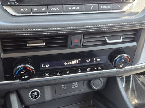 Certified 2023 Nissan Rogue SV AWD/4WD image 15