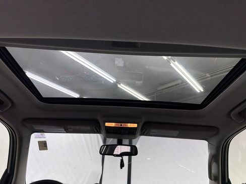 Used 2017 Toyota 4Runner SR5 Premium image 22