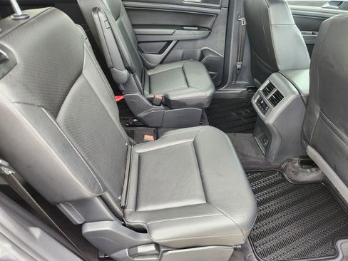 Used 2018 Volkswagen Atlas SE image 30