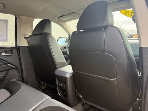 Used 2015 Chevrolet Colorado Z71 w/ LPO, Bed Protection Package image 33