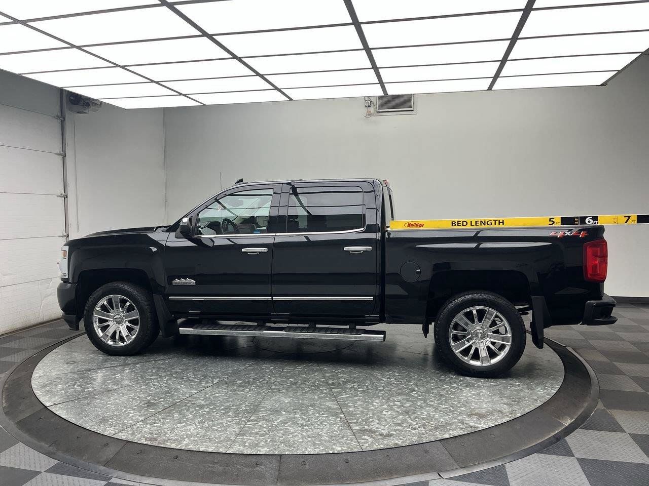 Used 2018 Chevrolet Silverado 1500 High Country w/ LPO, Protection Package AWD/4WD image 8