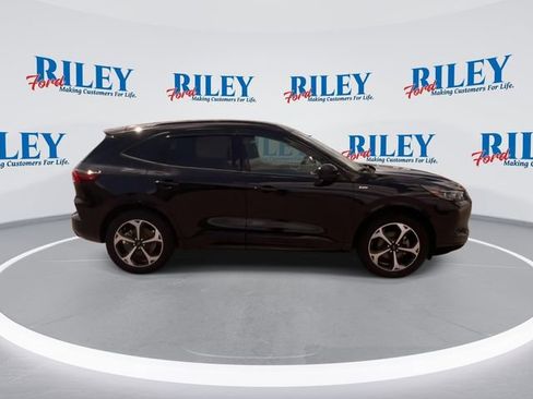 Certified 2025 Ford Escape ST-Line Elite w/ Premium Technology Package AWD/4WD image 10