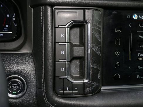 Used 2024 GMC Yukon Denali image 34