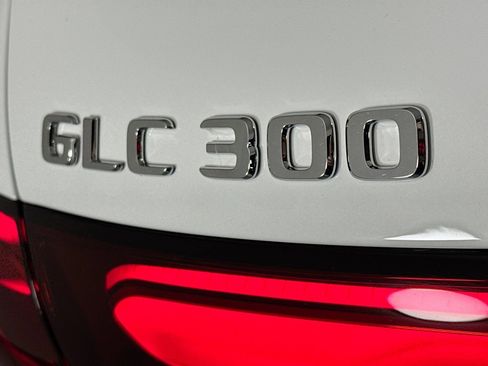 New 2026 Mercedes-Benz GLC 300 image 8