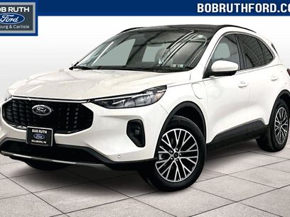 Certified 2025 Ford Escape SE w/ PHEV Premium Package