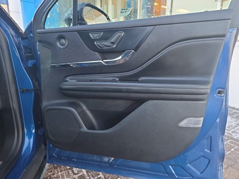 Used 2021 Lincoln Corsair Reserve w/ Equipment Group 201A image 29