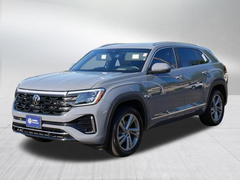 Certified 2024 Volkswagen Atlas Cross Sport SEL R-Line AWD/4WD image 3