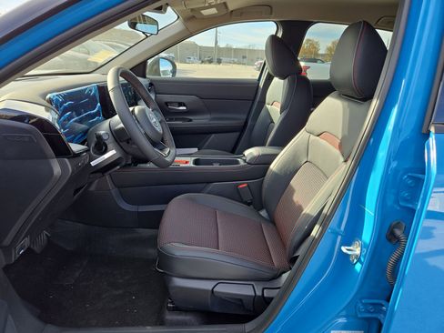 New 2026 Nissan Kicks SR w/ Cold Weather Package image 10