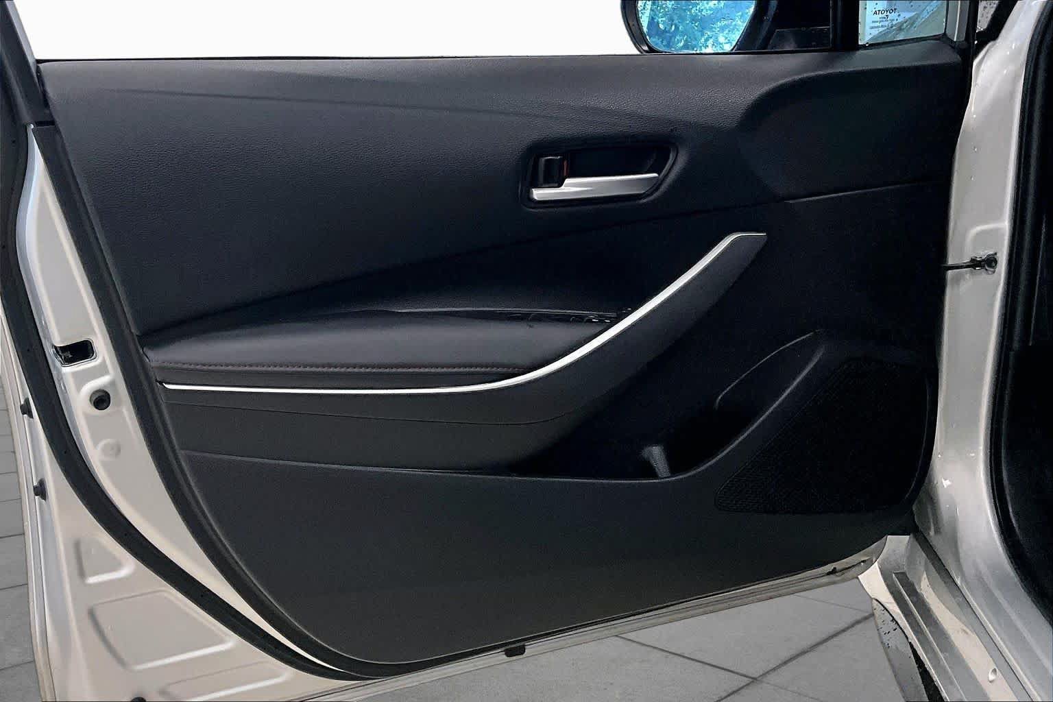 Used 2024 Toyota Corolla SE FWD image 20