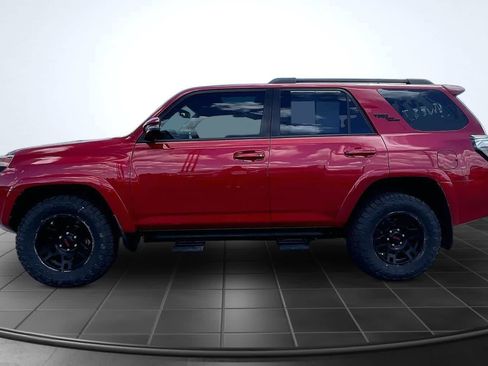 Used 2019 Toyota 4Runner TRD Off-Road Premium AWD/4WD image 3