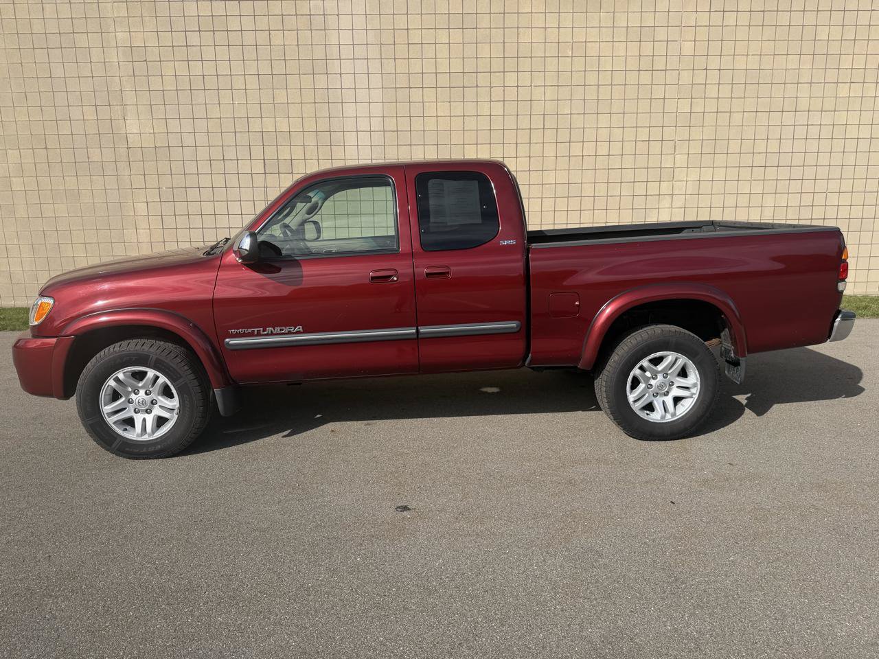Used 2003 Toyota Tundra SR5 w/ SR5 Extra Value Pkg AWD/4WD image 8