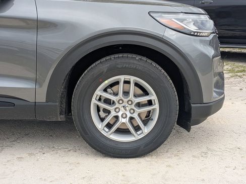 New 2026 Ford Explorer Active image 11
