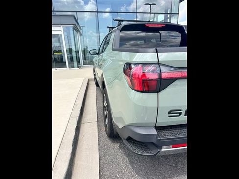 Used 2023 Hyundai Santa Cruz Limited AWD/4WD image 4
