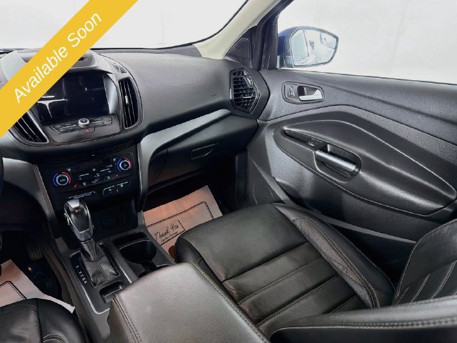 Used 2018 Ford Escape SEL AWD/4WD image 22