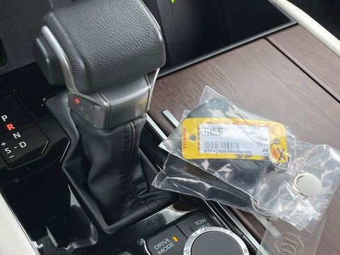 Used 2024 Toyota Tundra Capstone image 13