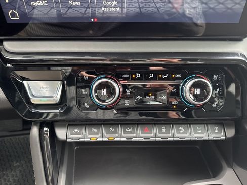 Used 2025 GMC Sierra 1500 AT4X image 45