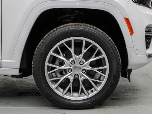 Used 2022 Jeep Grand Cherokee Summit w/ Advanced Protech Group IV image 47