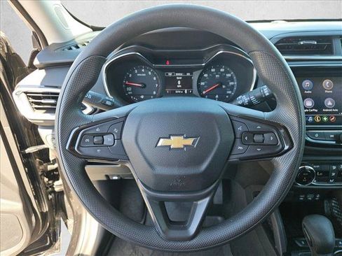 Certified 2023 Chevrolet TrailBlazer LT w/ Convenience Package FWD image 10